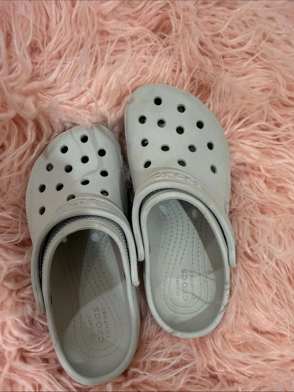 CROCS Kids Classic Clog in Light Gray
